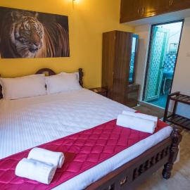 Cheerful 2-bedroom near Auro Beach, hotel in Kālapettai