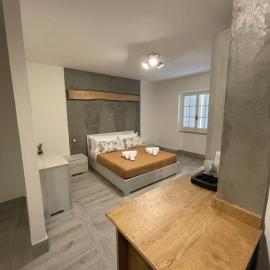 Casa Vacanze SANGALLO, готель у місті Неттуно