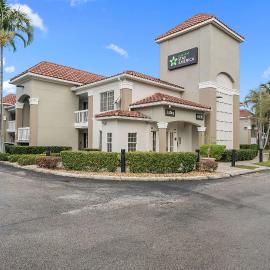 मायामी में, होटल Extended Stay America Suites - Miami - Airport - Blue Lagoon