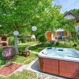 Amazing Home In Jalzabet, Hotel in Jalžabet