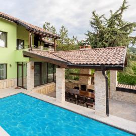Villa Apple - 3 BR Luxury Villa with PRV pool & BBQ