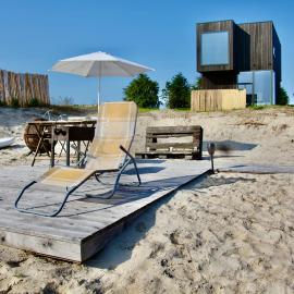 Jaukus modernios architektūros Svencelės namas, Hotel in Svencelė