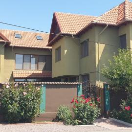 Villa Mugur, khách sạn ở 2 Mai