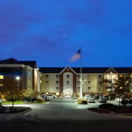 Sonesta Simply Suites Cleveland North Olmsted Airport, hotel a North Olmsted