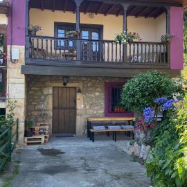 Casa Joglar, hotel u gradu Beceña