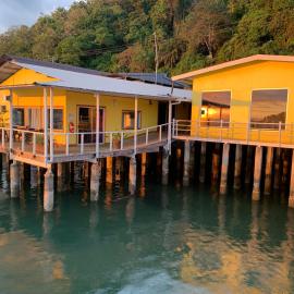 Banana Bay Marina、ゴルフィトのホテル