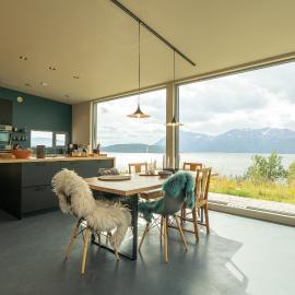 Indulge in beautiful nature and amazing views., hotel u gradu Mortenhals