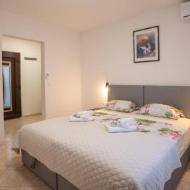 Restaurant & Rooms Nino, hotel in Porat