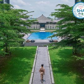 Kabin Buri에 위치한 호텔 Serenity Hotel and Spa Kabinburi