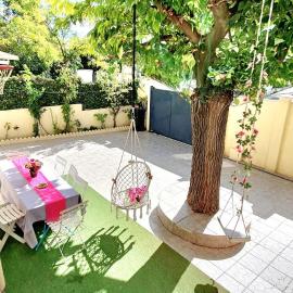 MAISON APPARTEMENT TOUT CONFORT À 10mn des plages, hotel in Montpellier