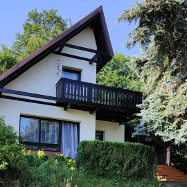 Domek na Porąbkach z kominkiem, Hotel in Międzybrodzie Żywieckie