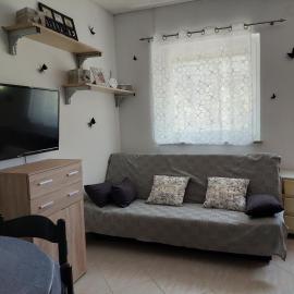 Apartma Lavanda Istriana โรงแรมในPobegi