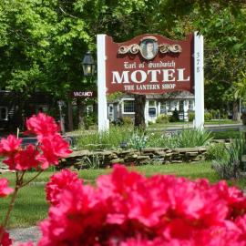 The Earl of Sandwich Motel, hotel di East Sandwich