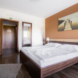 Topolský pivovar, restaurace a penzion, hotel a Topolná
