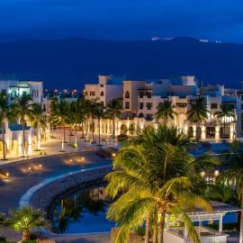 Hawana Salalah Villa Lake View, отель в Салале