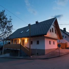 Holiday Home Planina, hotel din Tržič