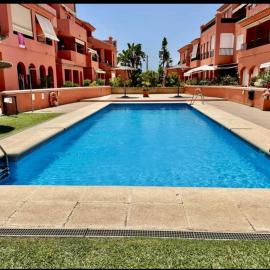 Apartamento Vista Hermosa en Punta Candor con piscina y Wifi