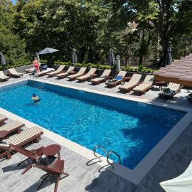 The Residence Hotel & Cottages, hotel a Kojori