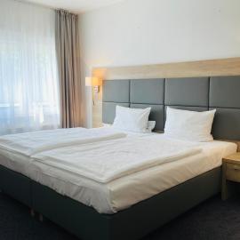 Hotel Esmer, hotel em Lollar