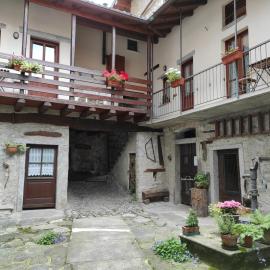 La corte del pane，瓦爾博若納的飯店