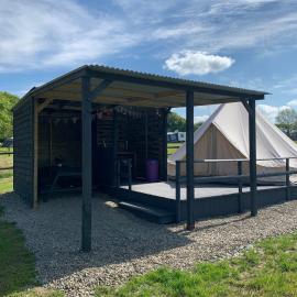 Bell tent 3 Glyncoch isaf farm, hotel a Llwyn-Dafydd