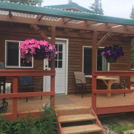 Whispering Woods AK Cabins, hotel i Kasilof