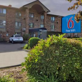 Motel 6-Milwaukee, WI - Glendale, готель у місті Glendale