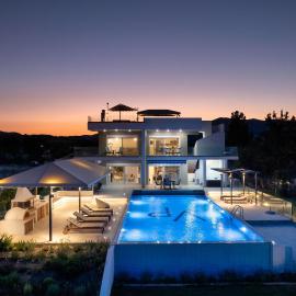 Viviane Paulos Villa