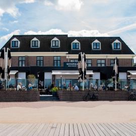 Restaurant & Hotel Monopole Harderwijk, hotel v destinácii Harderwijk