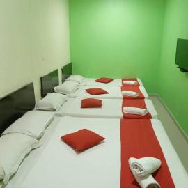EZI HOTEL KLANG, hotel in Klang