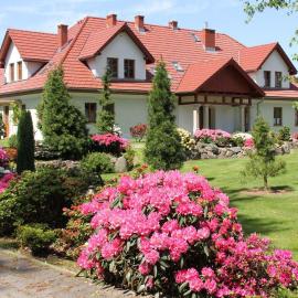 Dworek Azalia, hotel en Iłowa