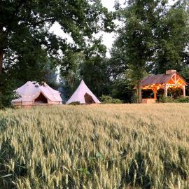 Cowcooning / Family tents, hotel Huldenberg városában