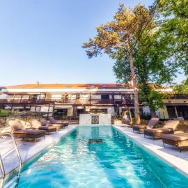 Boutique Hotel Annuska, хотел в Балатонфюред
