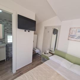 Scauri Rooms B&B, hotel u gradu Minturno