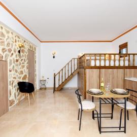 Venus Island Studios, hotel u Lindosu
