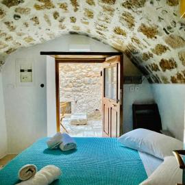 Vecchia Casa sterna