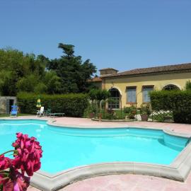 Villa Senni、スカルペリーアのホテル