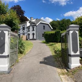 My house, hotelli kohteessa Spa