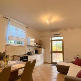 APARTMA LAVANDA - Apartment Lavanda, Hotel in Pobegi