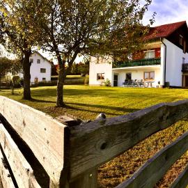 Viesnīca Ferienwohnung „Zum Hirschblick“ Guglöd pilsētā Guglöd