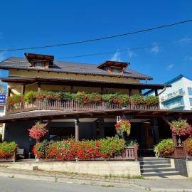 Apartments and Rooms Jerkovic, hotel din Korenica
