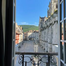 Studio 2 pers ou Appartement 4-7 pers Quartier Cathédrale, hotel sa Autun