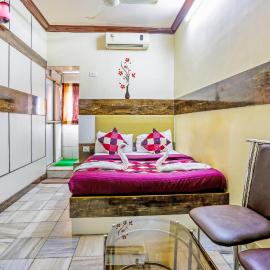 HOTEL GOLDEN PLAZA