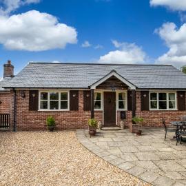 Oak Tree Cottage, Charming, Rural New Forest Home, hotel a Boldre