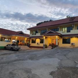 สังขละการ์เด้นโฮม – hotel w mieście Sangkhla Buri
