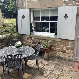 1A River Cottage, Baslow, hotel a Baslow