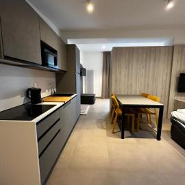Bilo - Apartments for rent, hótel í Trento