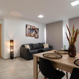 Nuevo y moderno apartamento con aire acondicionado - El Cid 4, hotel a Burriana