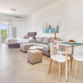 Bella & Adele Apartments