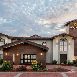 La Quinta Inn by Wyndham Columbus I-70E Reynoldsburg, hotel en Columbus